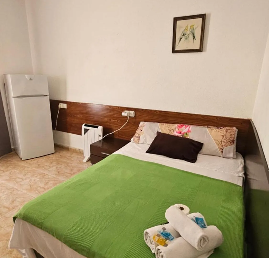 Hostal Sol Celeste Lloret de Mar Affittacamere